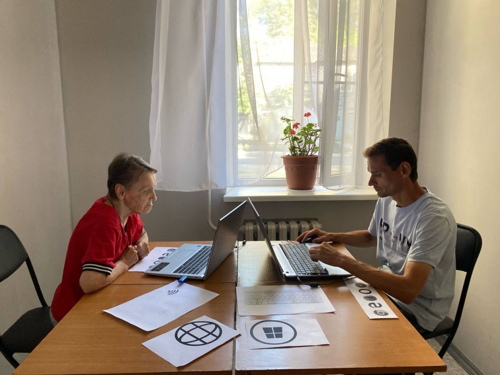 photo_5192737077614211505_y (1).jpg